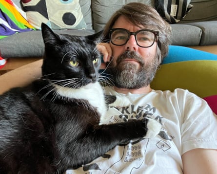 Additional article image