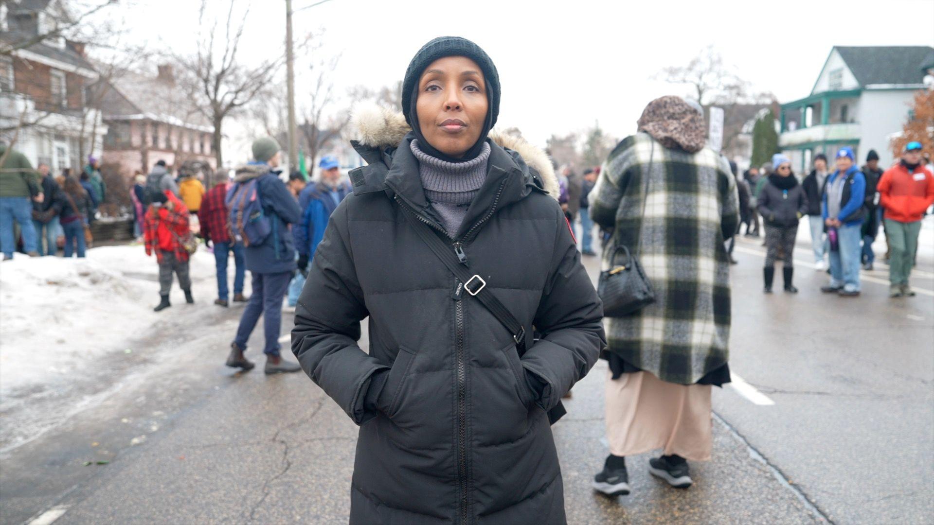 Additional article image