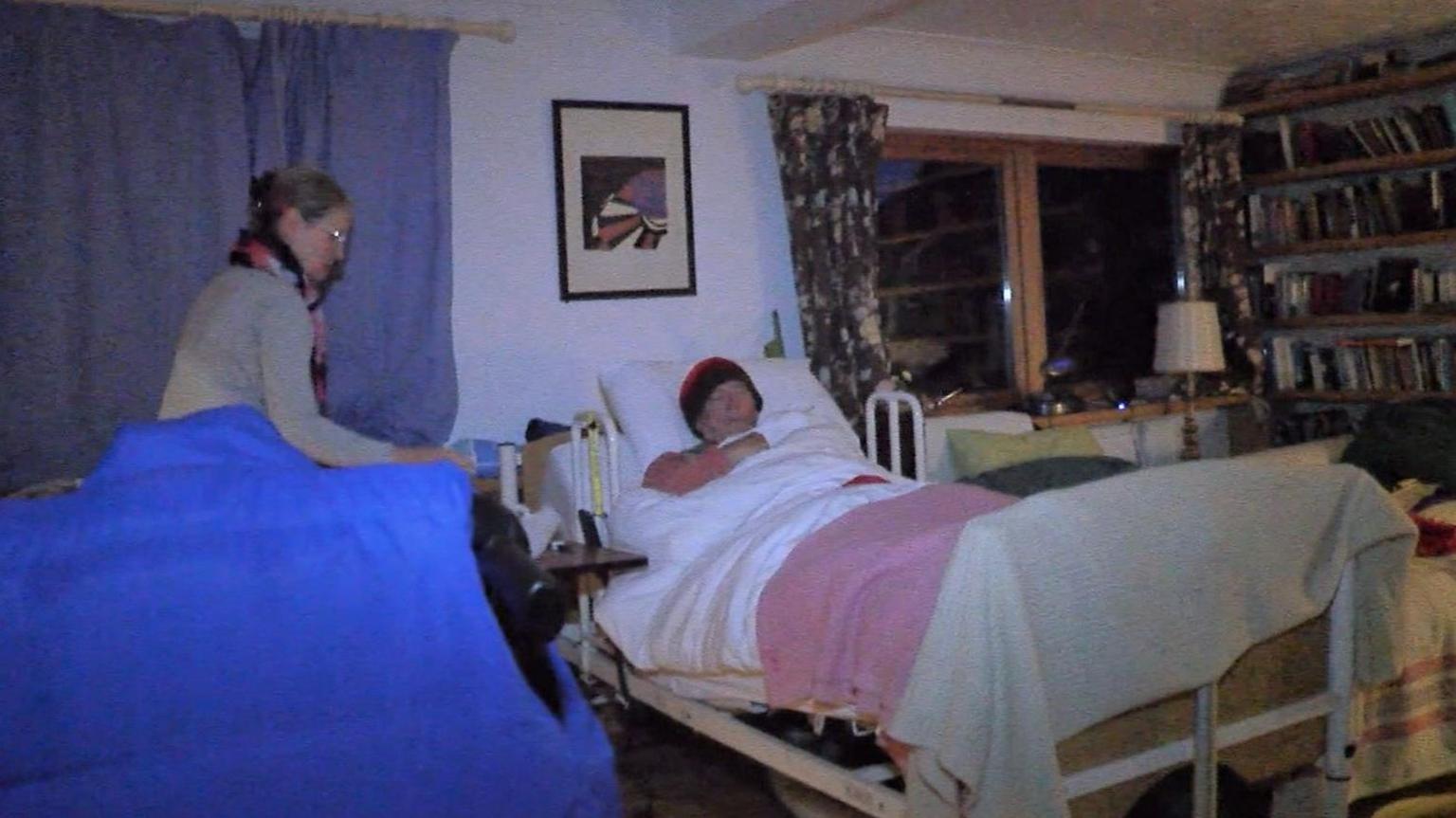 Additional article image