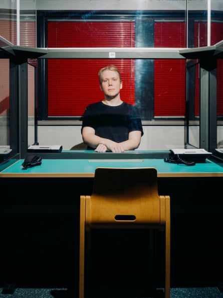 Additional article image