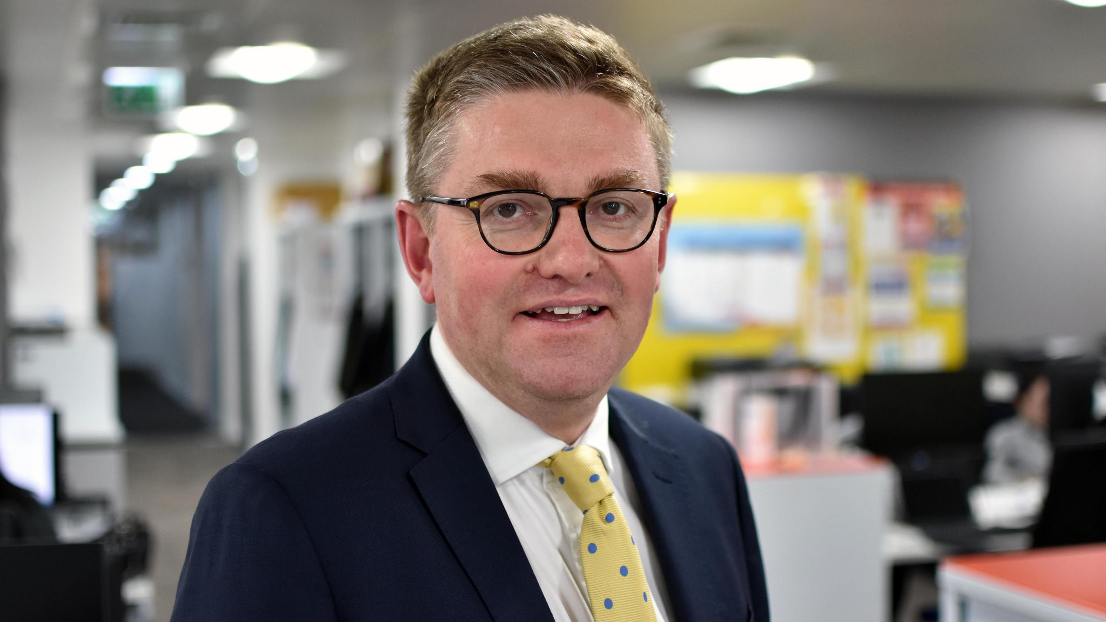 Additional article image