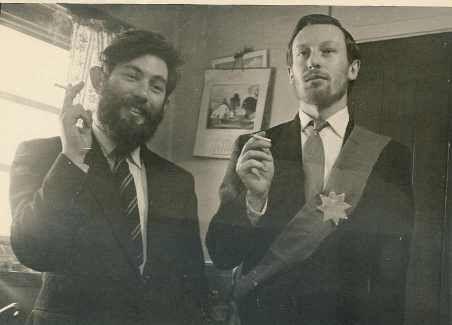 Additional article image