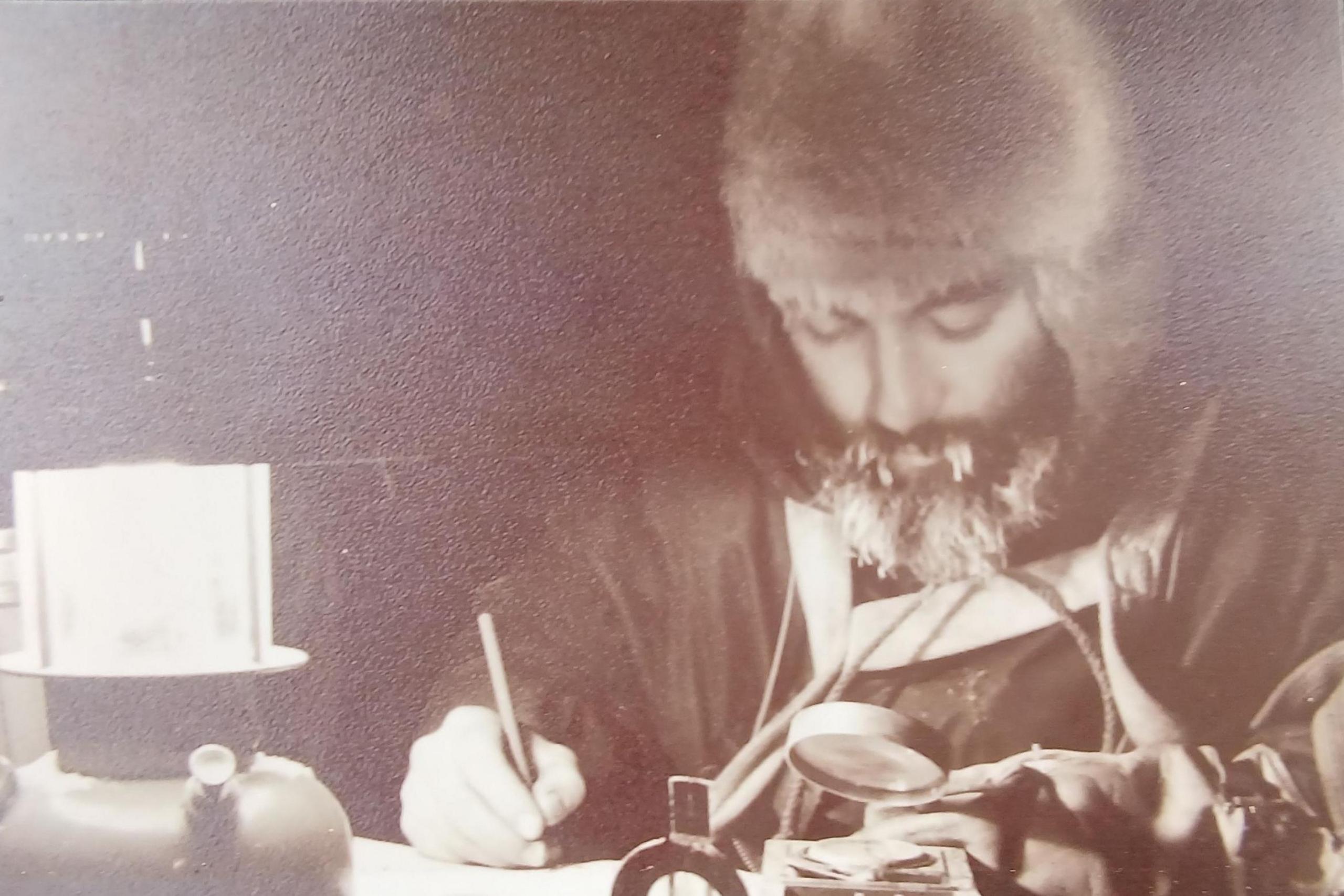 Additional article image