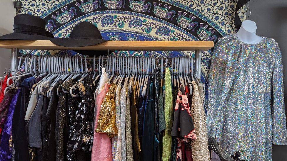 Additional article image