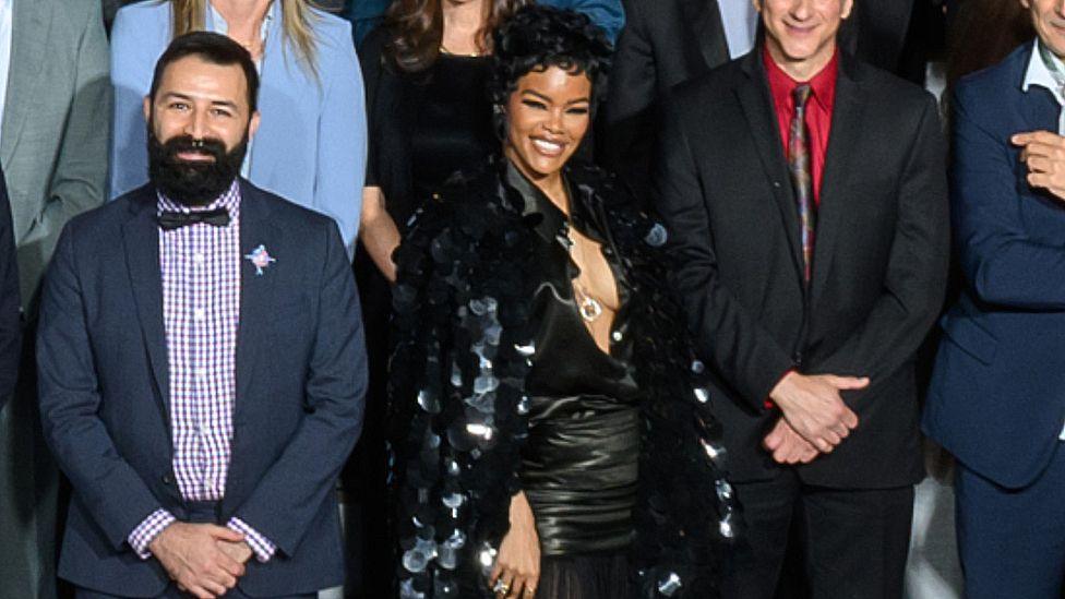 Additional article image