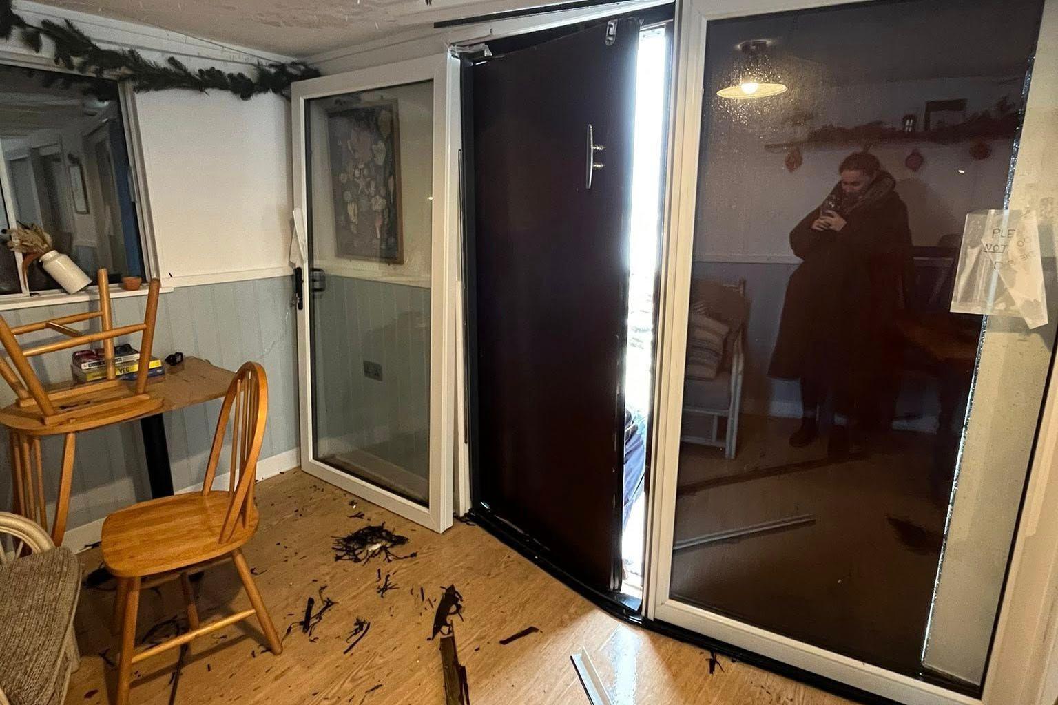 Additional article image