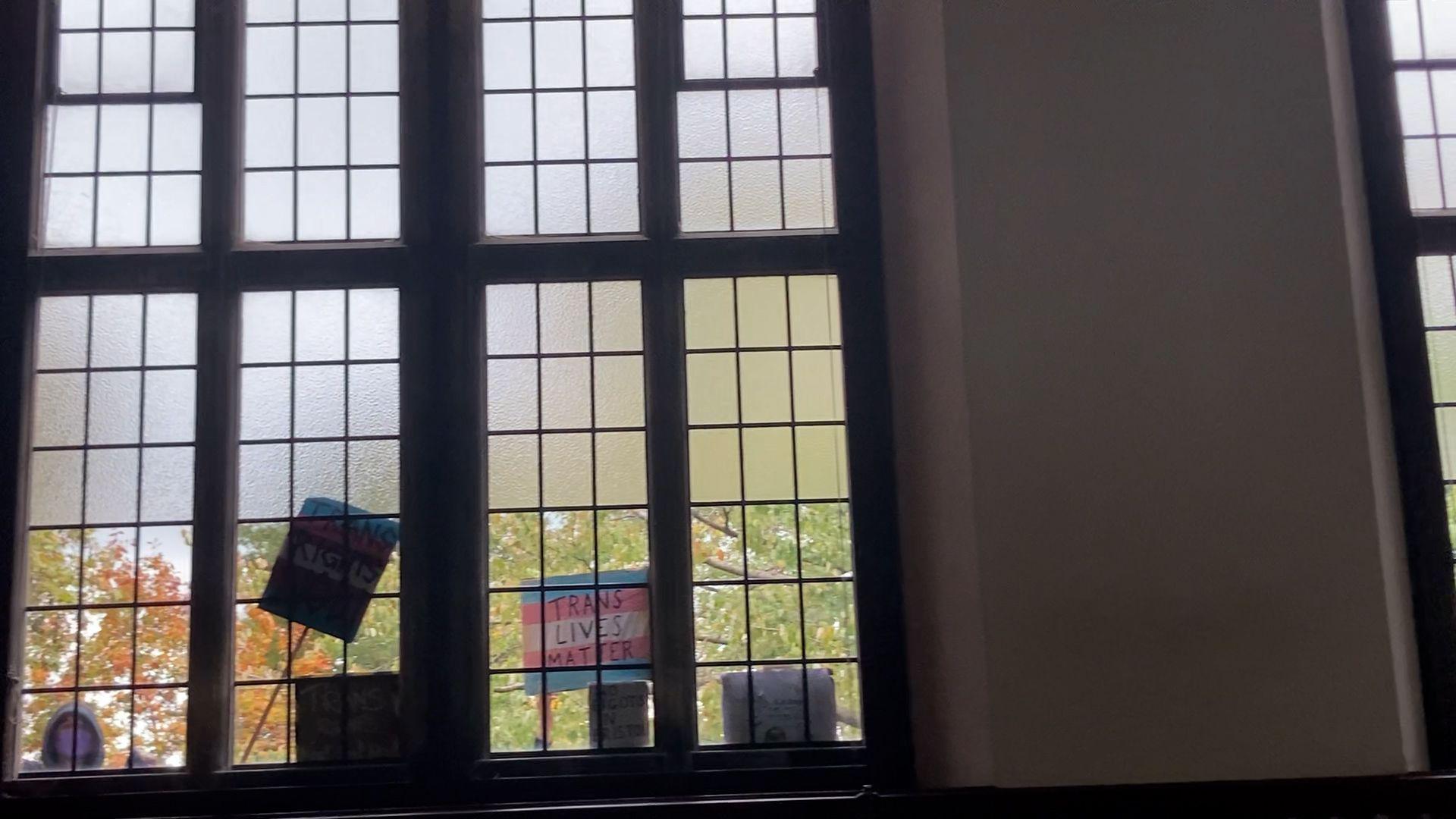 Additional article image