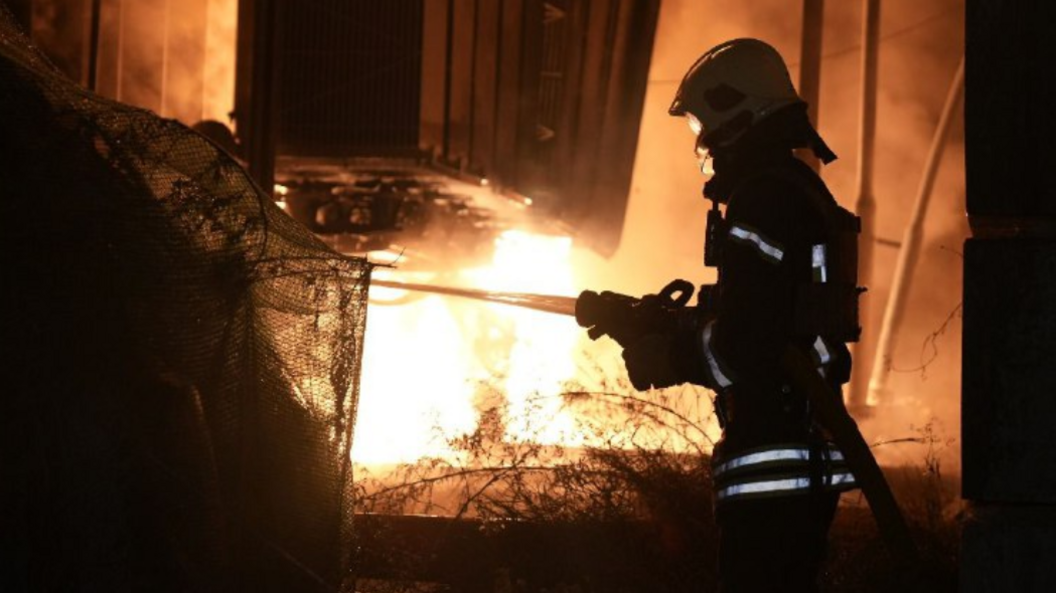 Additional article image