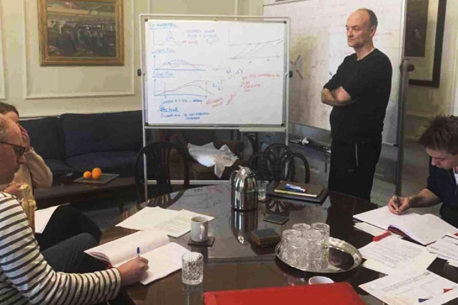 Additional article image